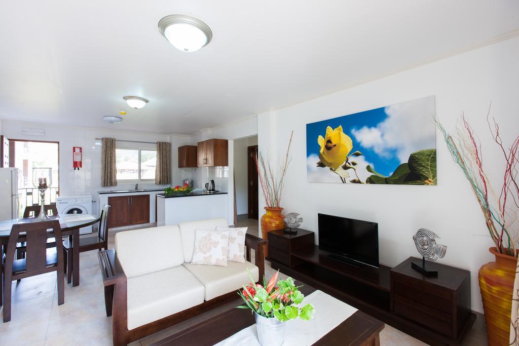 Praslin Holiday Home Grand Anse  Rum bild